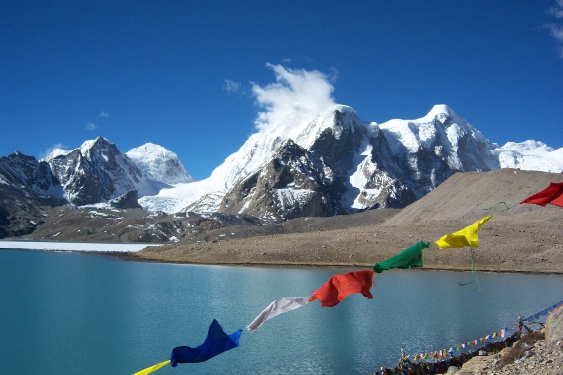 gurudongmar lake